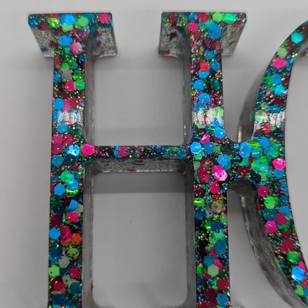HOME Resin Sign - Picture 2 of 3